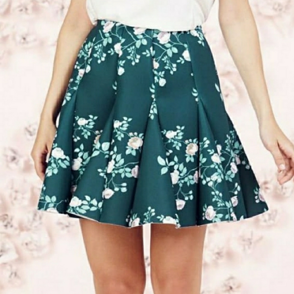 Lauren Conrad scuba skirt NWT
